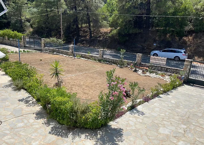 Miro & Lana Vacation Holiday home Koinira